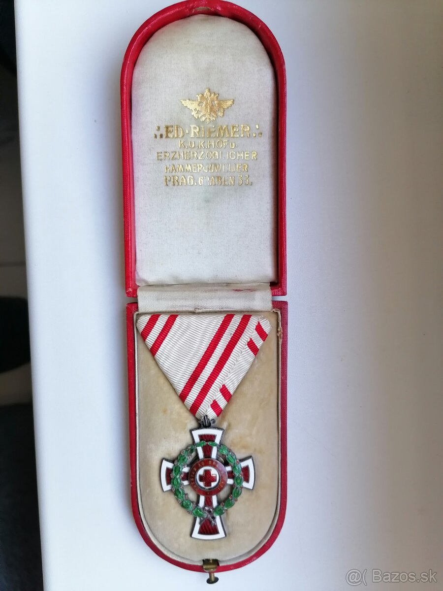 Vyznamenanie R-U