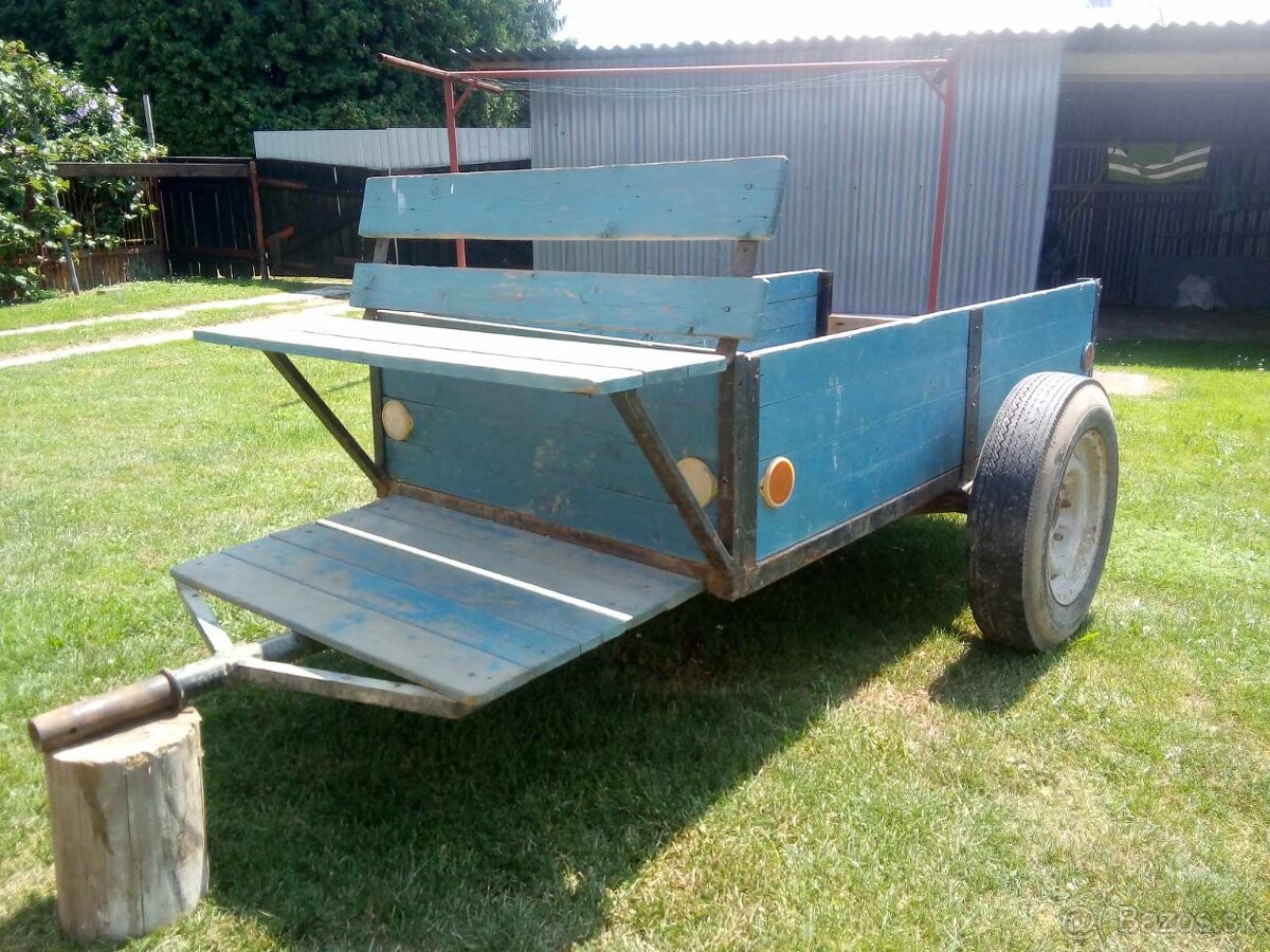 Vlečka za malotraktor