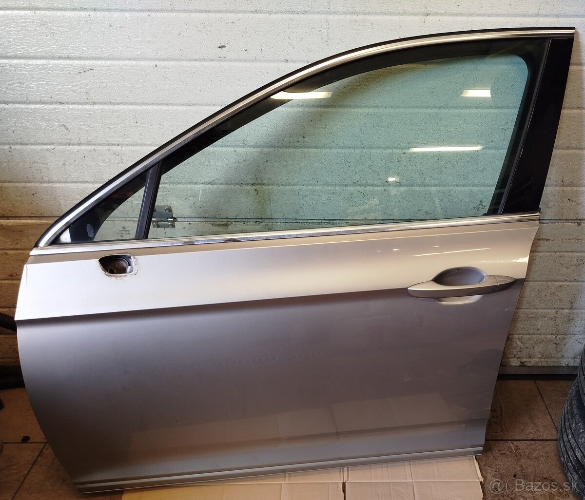 Predné dvere Passat b8 350€ kus ľave aj pravé
