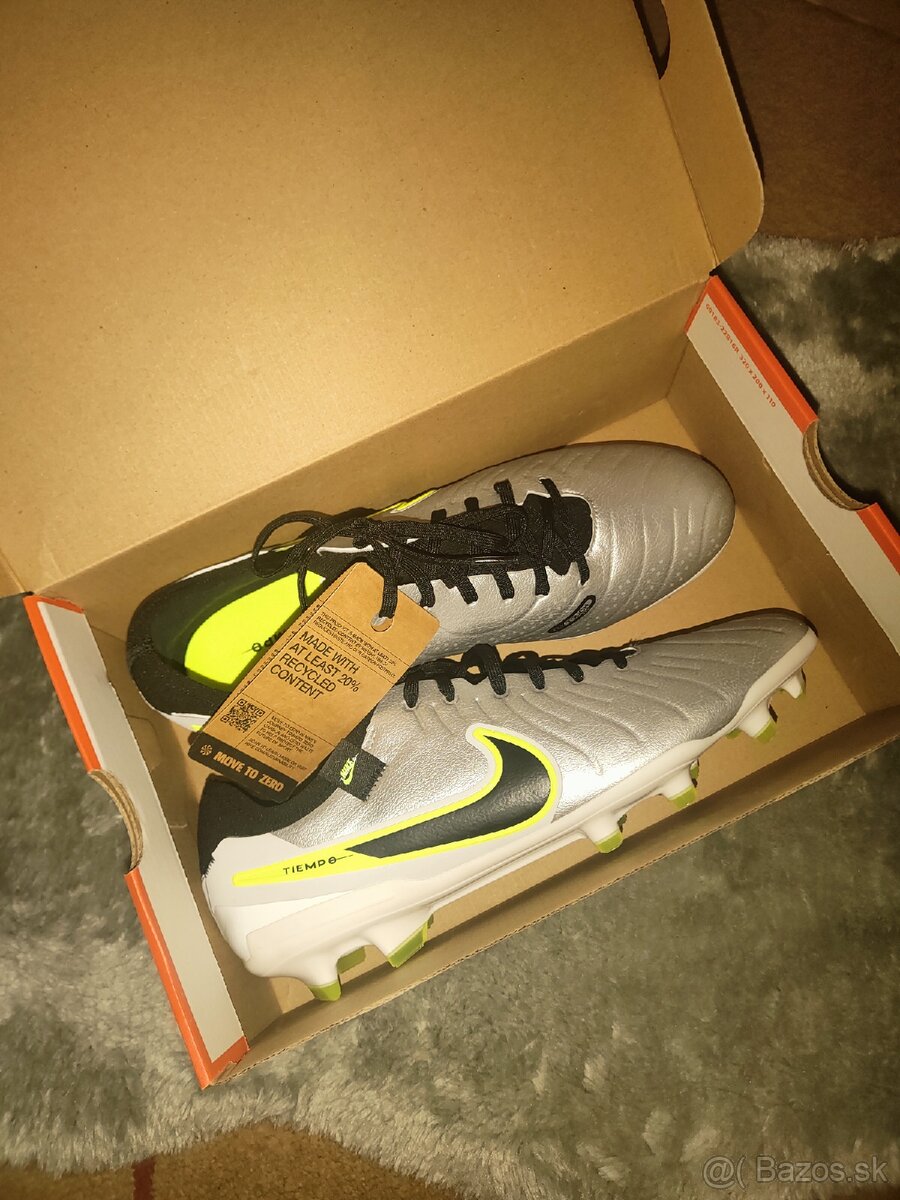 Kopačky Nike LEGEND 10 PRO FG