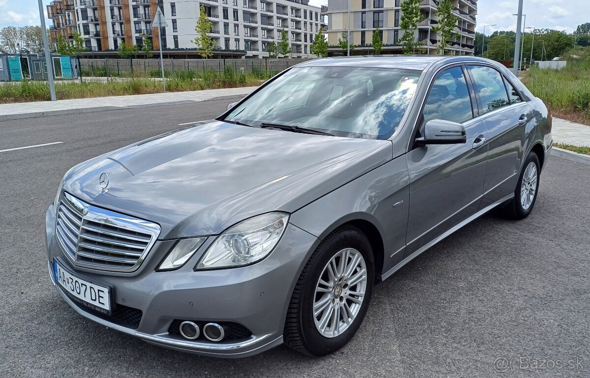 Mercedes E 350 CGI V6 7G-Tronic BlueEfficiency Elegance