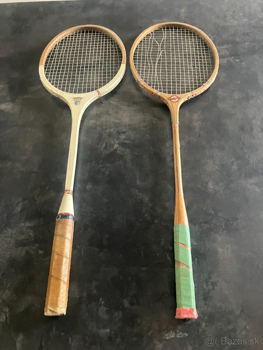 Retro bedmintonove rakety