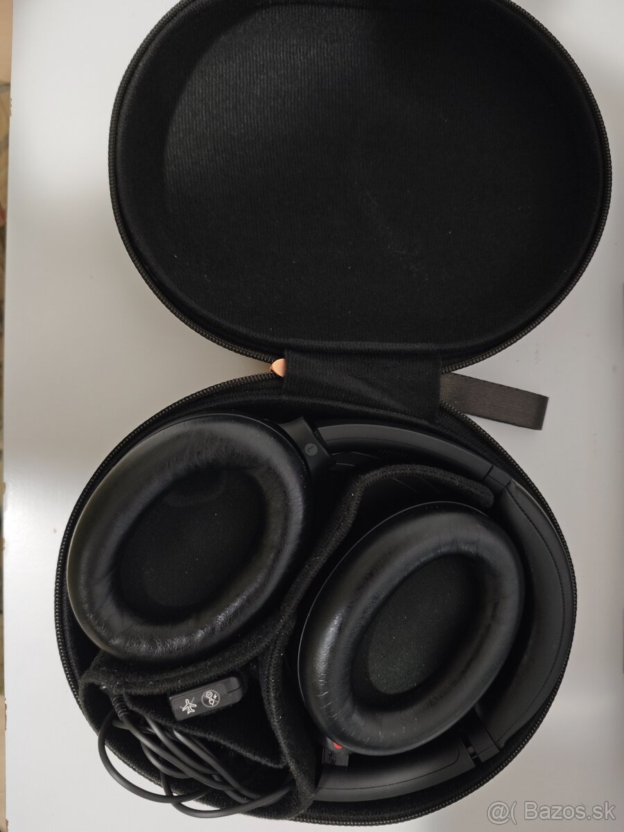 Sony WH-1000XM4