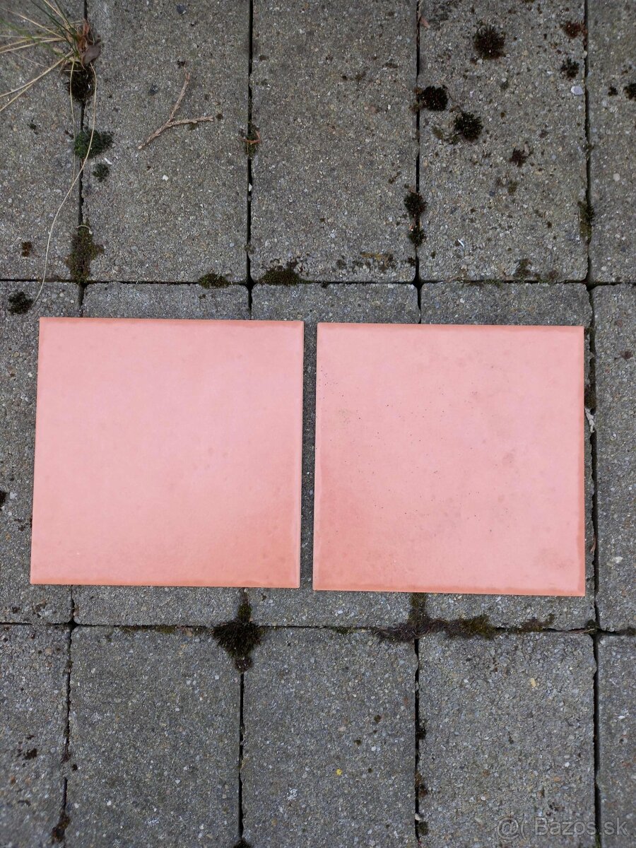 Obkladačky 15x15 cm červené, mrazuvzdorné Rako