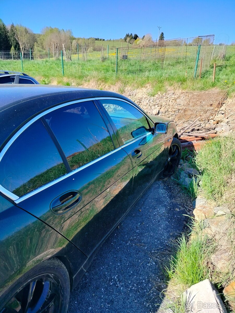 BMW e65 735i