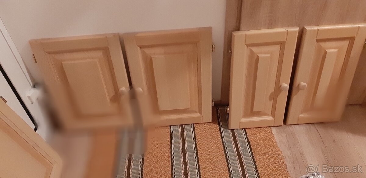Predam zvysne dvierka po zhotoveni nabytku