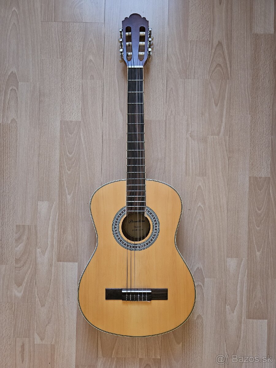 Španielska gitara pre deti vo veku 10 - 15 rokov