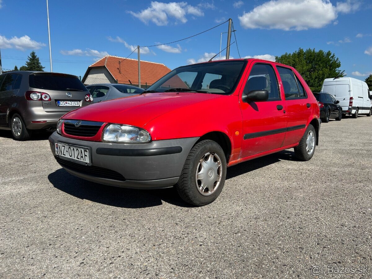 Mazda 121 1.3 benzín, 44kW, MT/5, rok:05.1998.