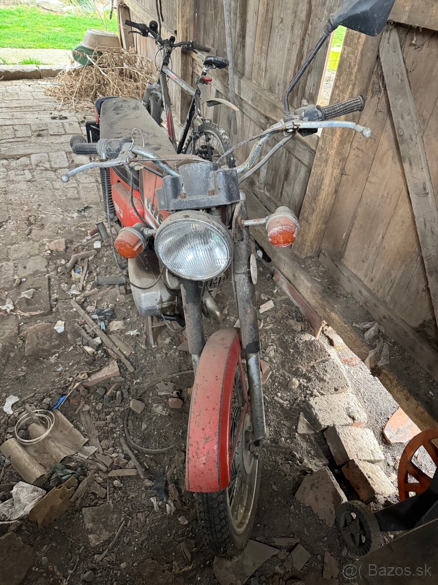 CZ 175 r.v. 1983