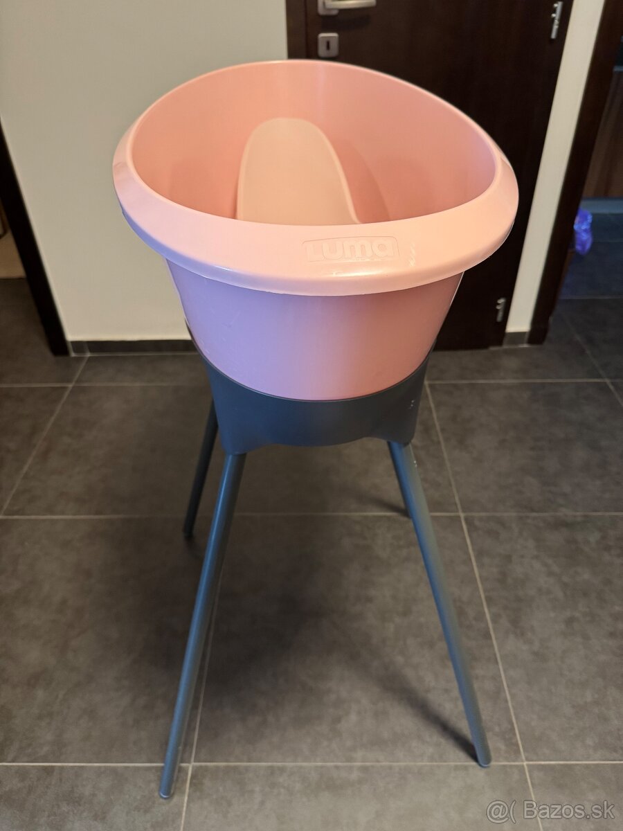 Vanicka Luma so stojanom a lehatkom