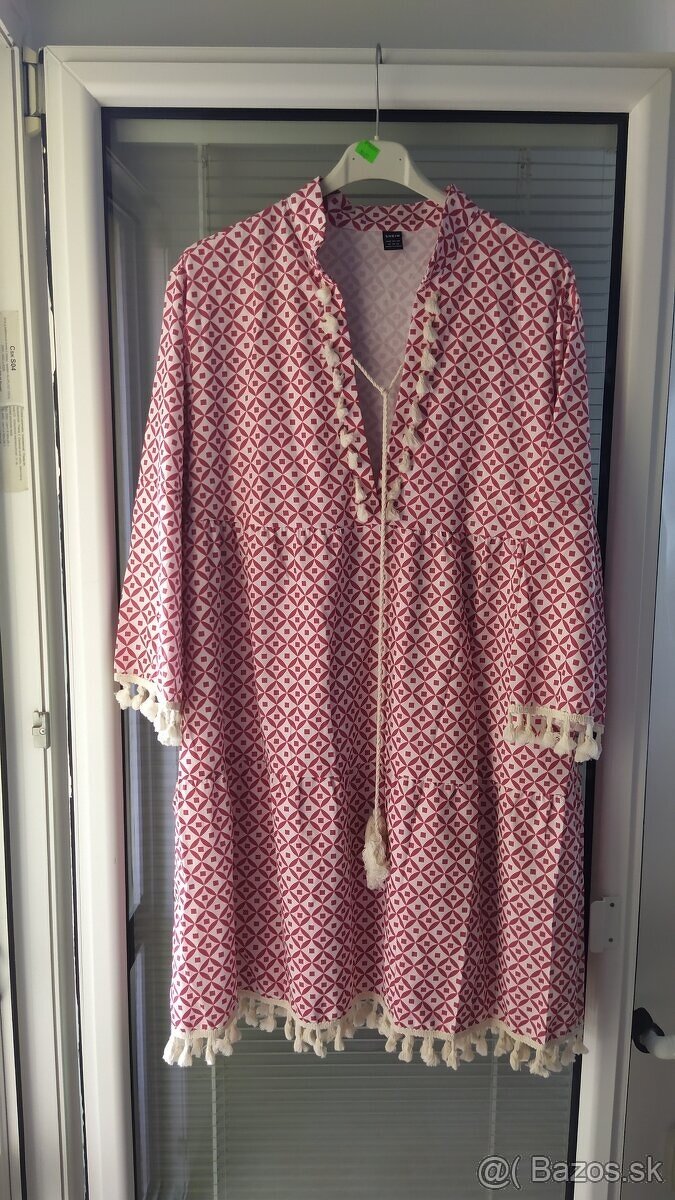 Dámske šaty nové bielo červené zo strapcami XL-XXL