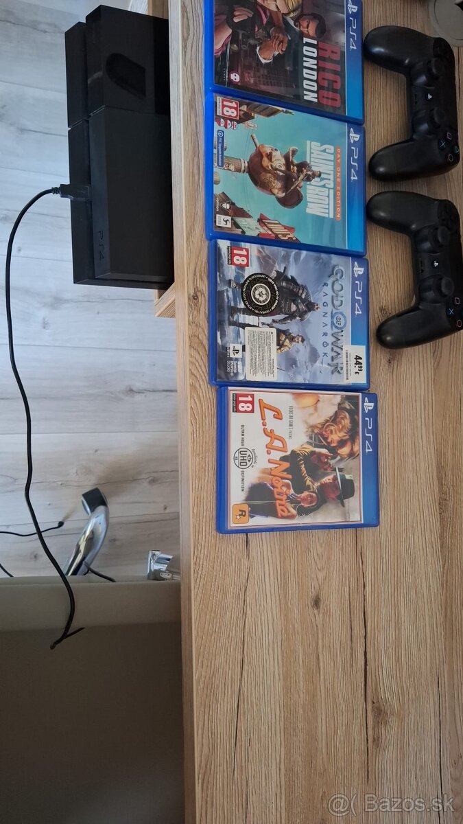 Predám PS4