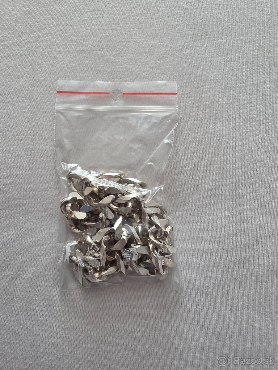 Panska strieborna retiazka