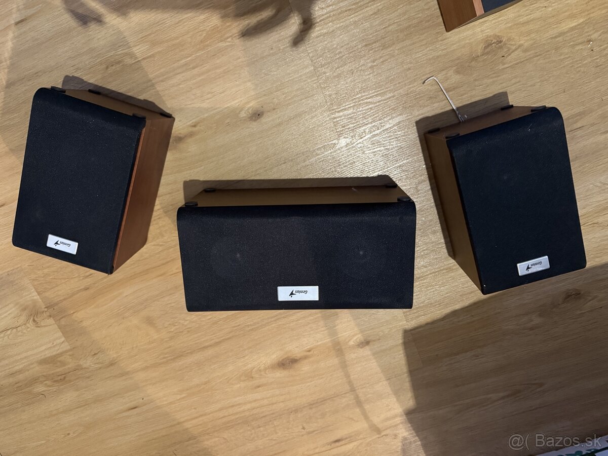 3 reproduktory Genius