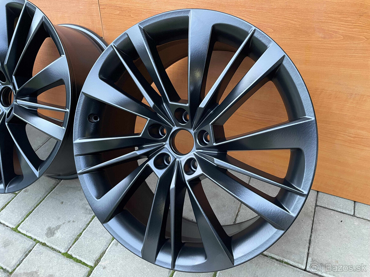 ACAMAR schwarz orig.skoda Superb3V 5x112 8j x19 ET 44 VW