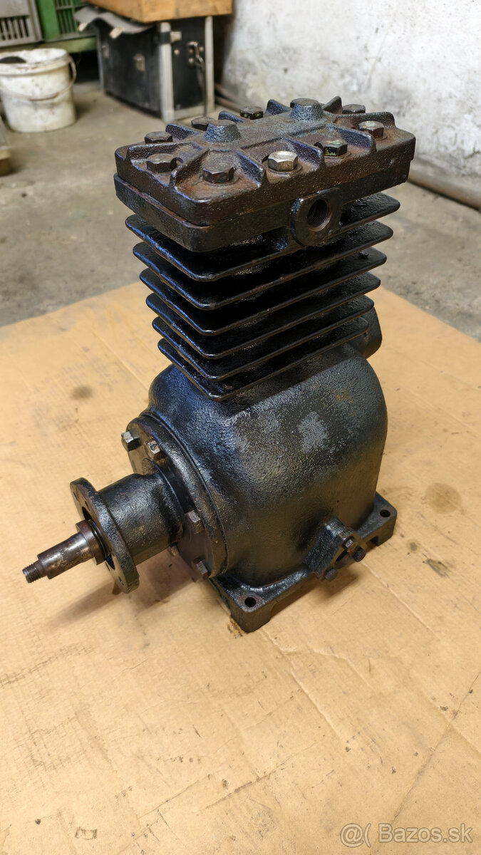 Dvojvalcový kompresor