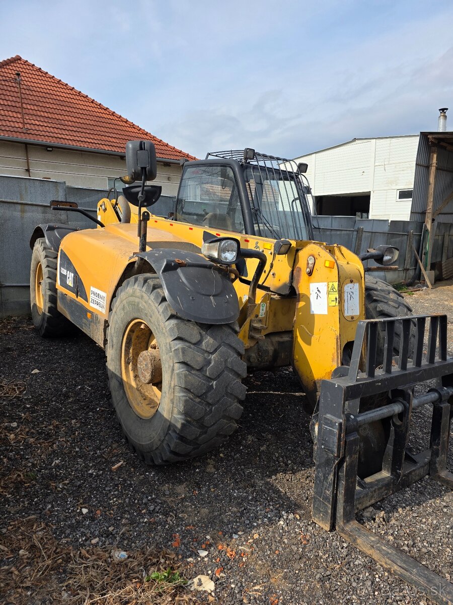 Caterpillar TH330B