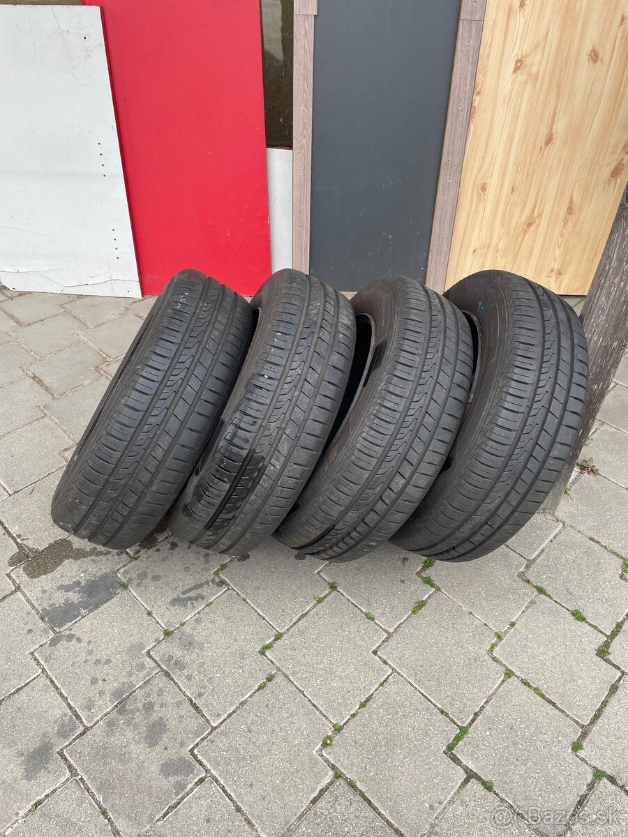 Letná pneumatika 175/65/R14 82T + disky