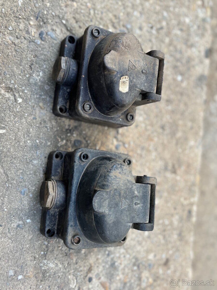 Elektro materiál retro