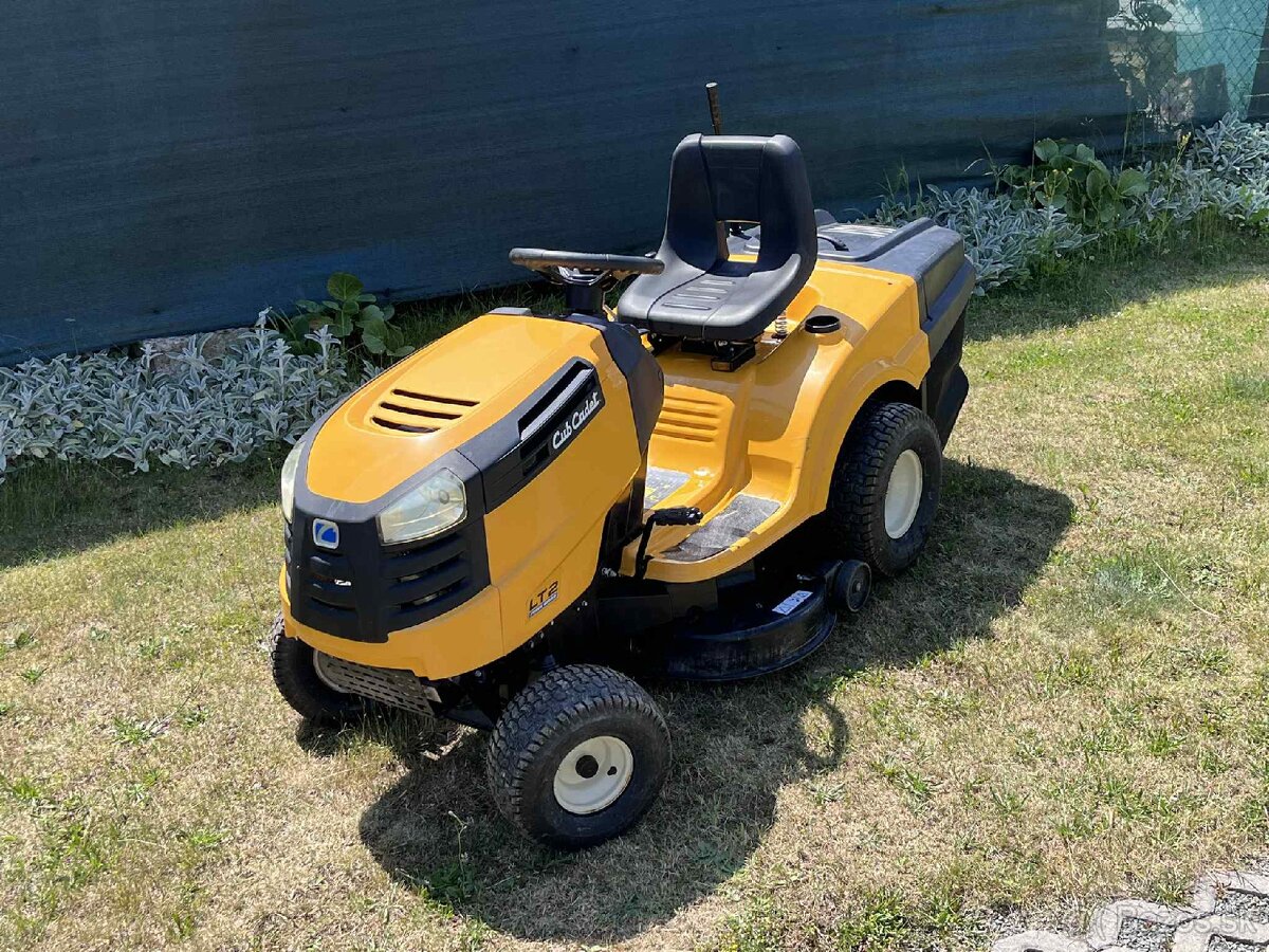 Traktorova kosačka CubCadet