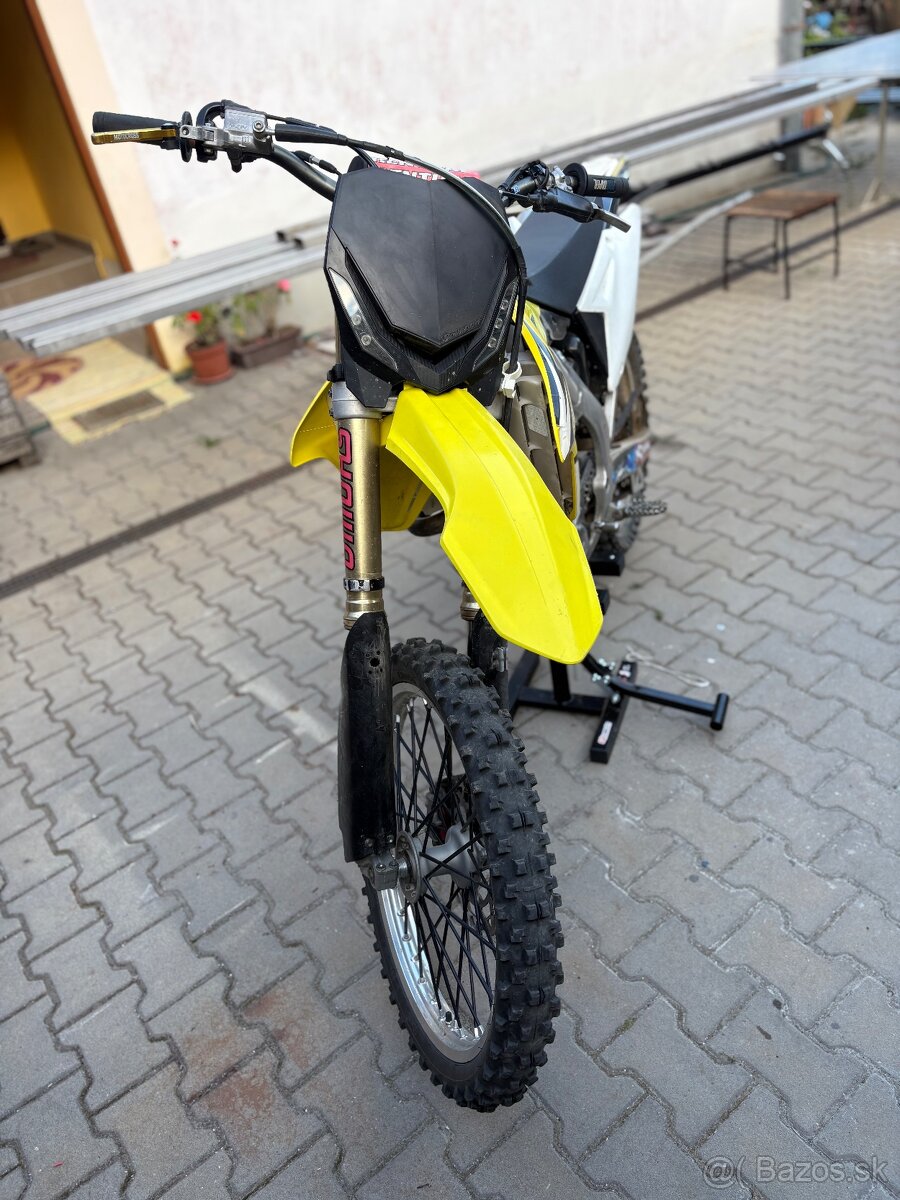 Suzuki RMZ-450 2012