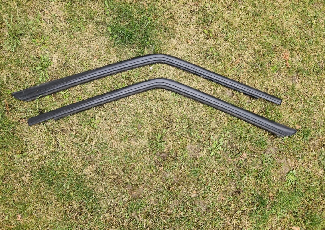 Škoda Felicia Pick up/FUN - strešné lišty