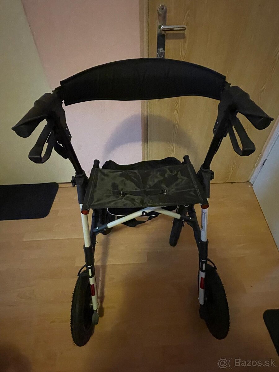 Rehabilitačná pomocka