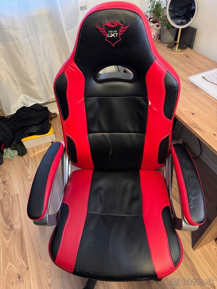 Herná stolička TRUST GTX