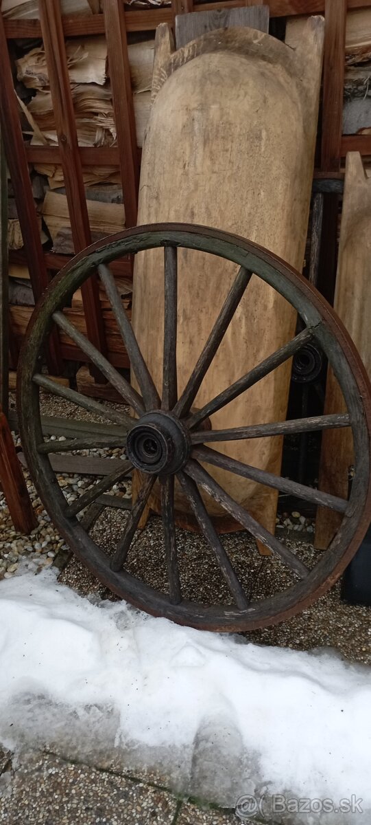 Staré drevené kolesá 2