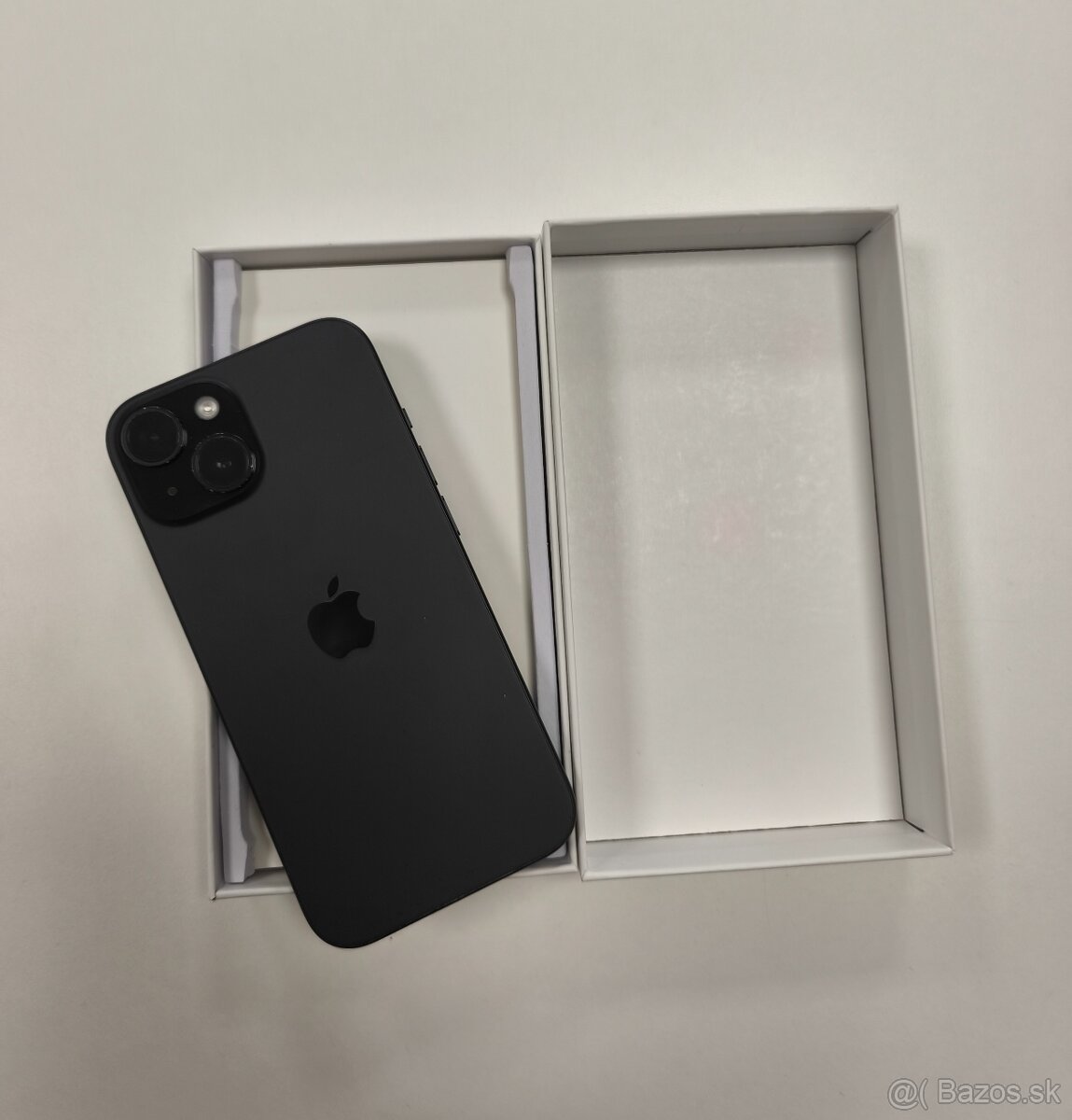 iPhone 15 128GB