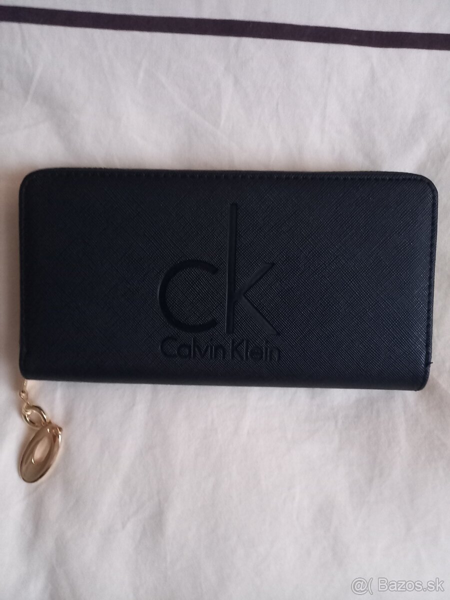 penazenka calvin klein ,cierna