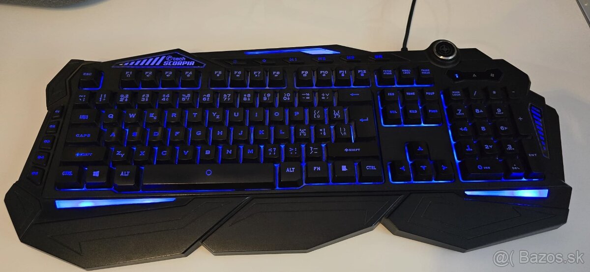 Podsvietená klávesnica C-TECH Scorpia V2  SK/CZ