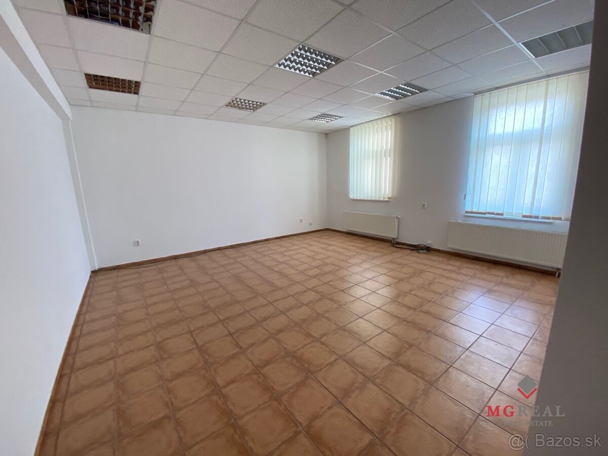 Kancelária na prenájom Topoľčany centrum
