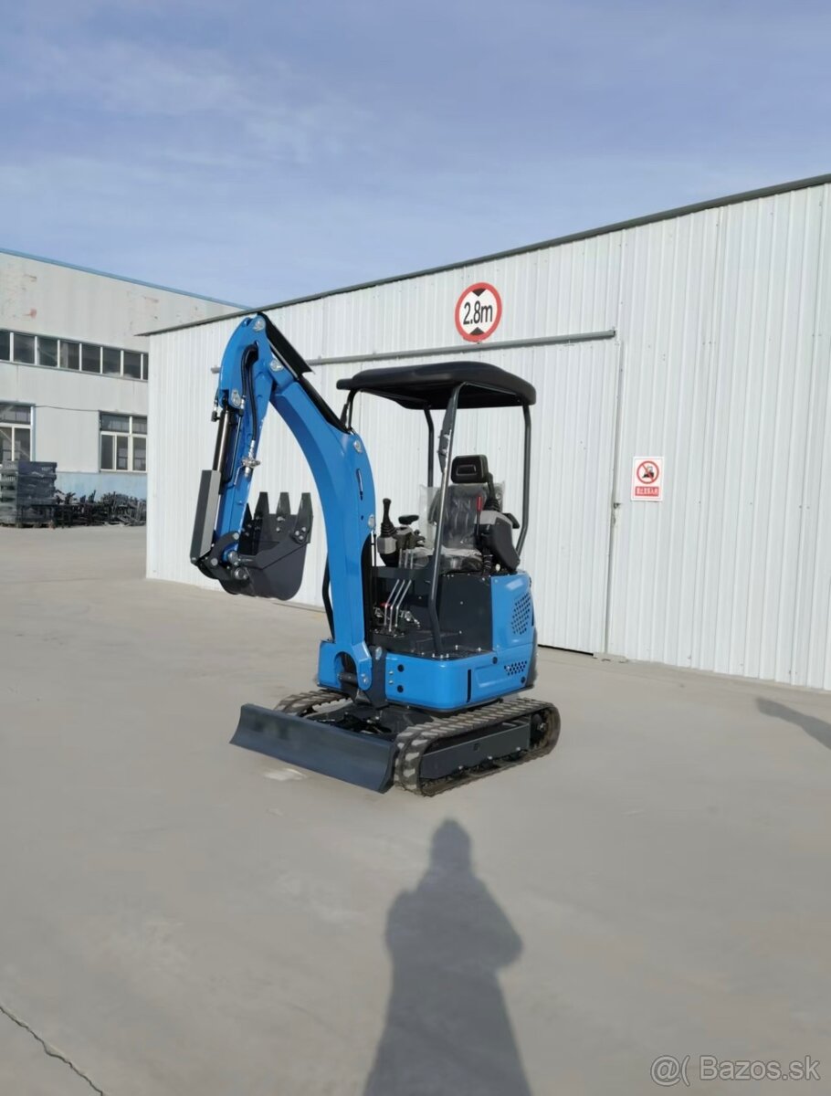 Báger , minibager 1.8t DIESEL