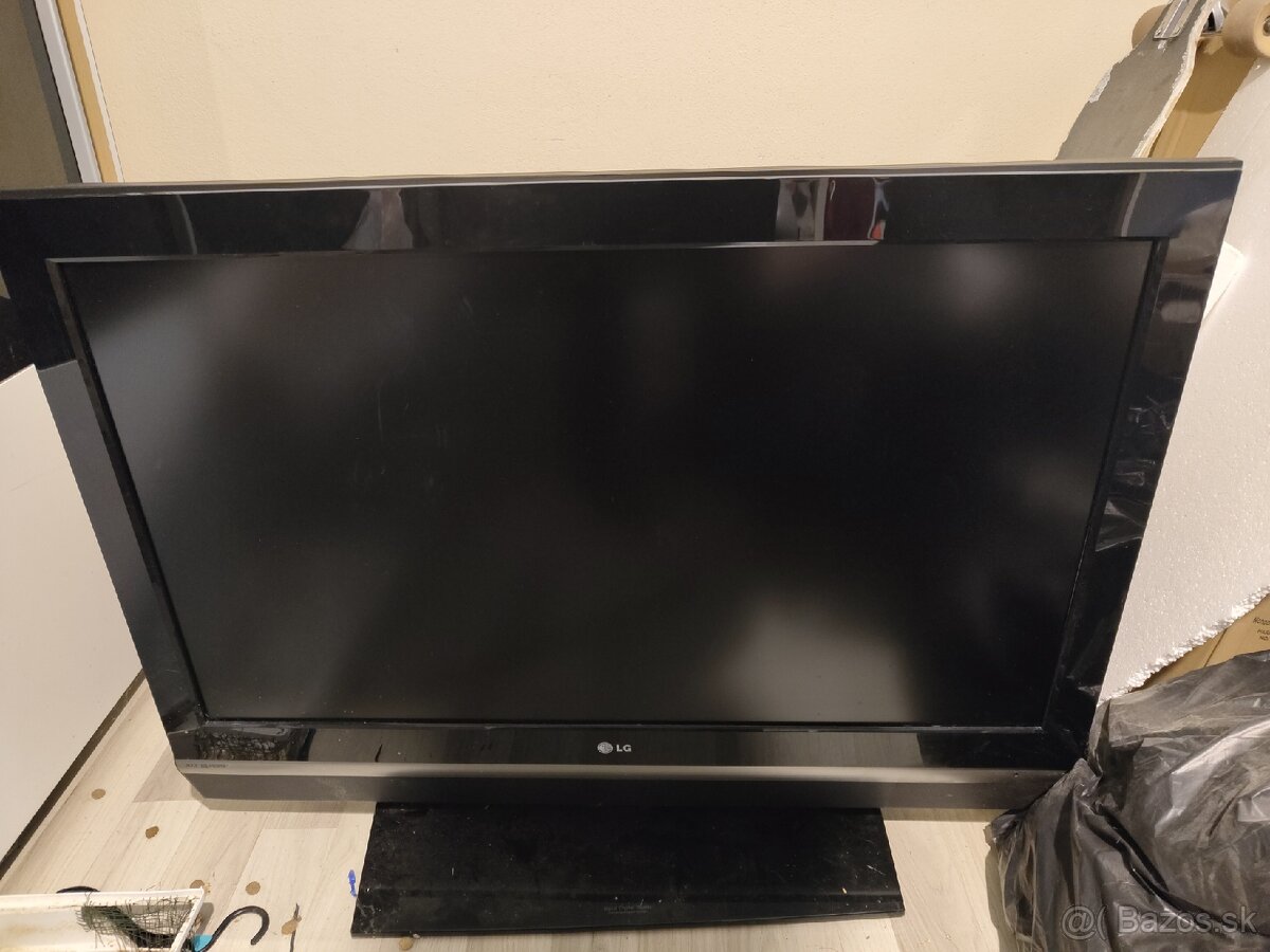 Televízia LG 42PC