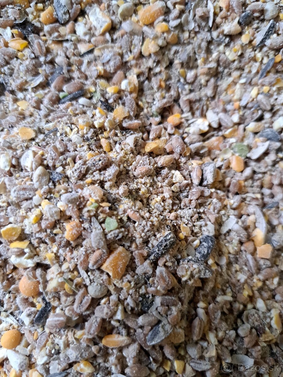 Krmivo 40kg za 20eur nosnice,sliepky,mladky