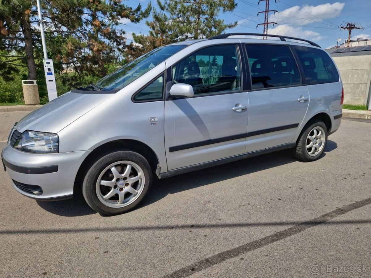 Predám Seat Alhambra 1.9 TDI 85 KW BUSINESS...7-miest,Tažné