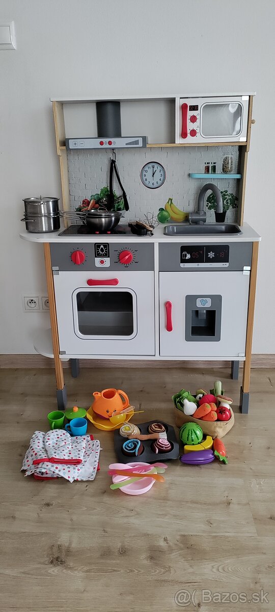 Detská drevená kuchynka Lidl