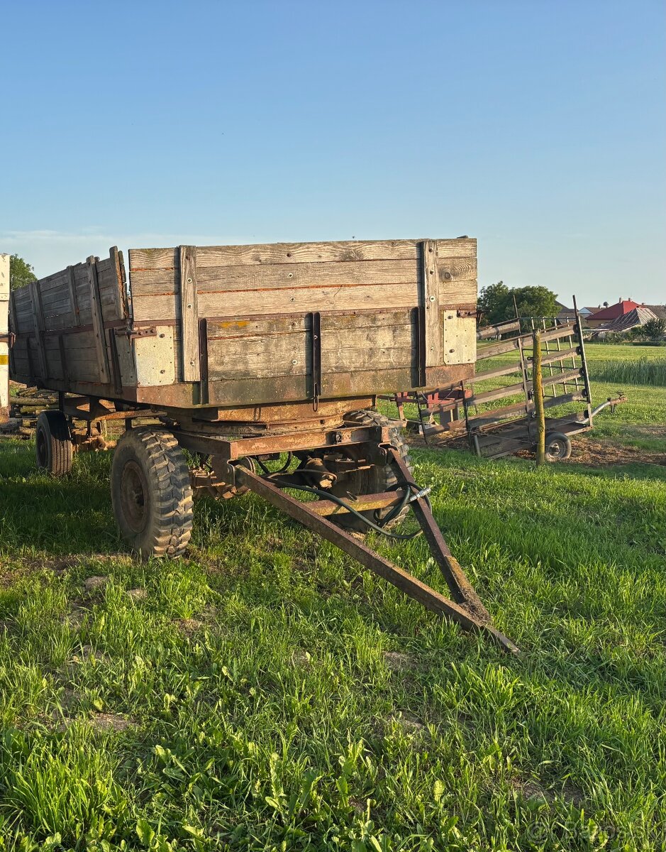 traktorova vlečka