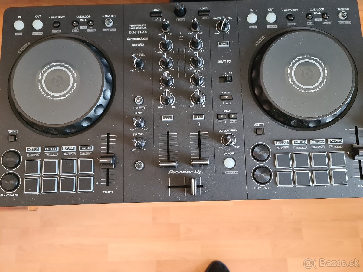 PIONEER FLX4 + SLUCHADLA