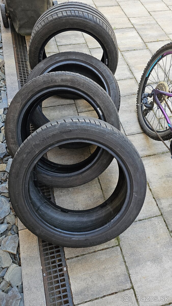225/45 r17 Kleber