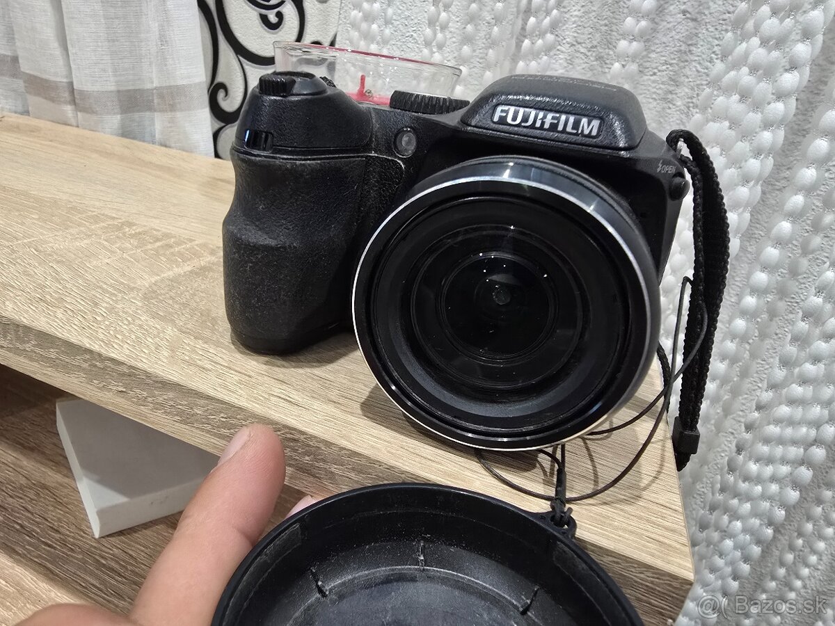 Fujifilm finepix S2000HD 40e