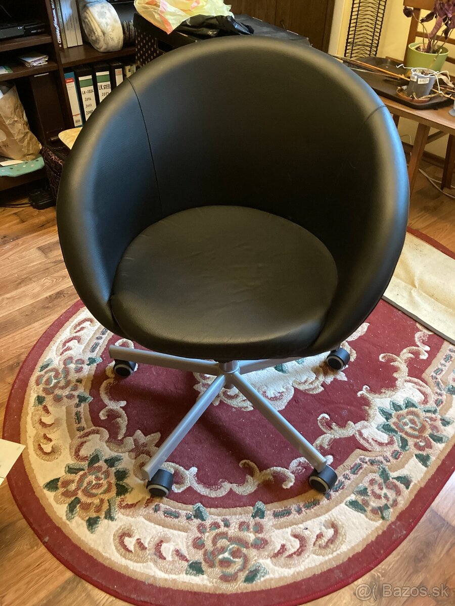 Kreslo IKEA