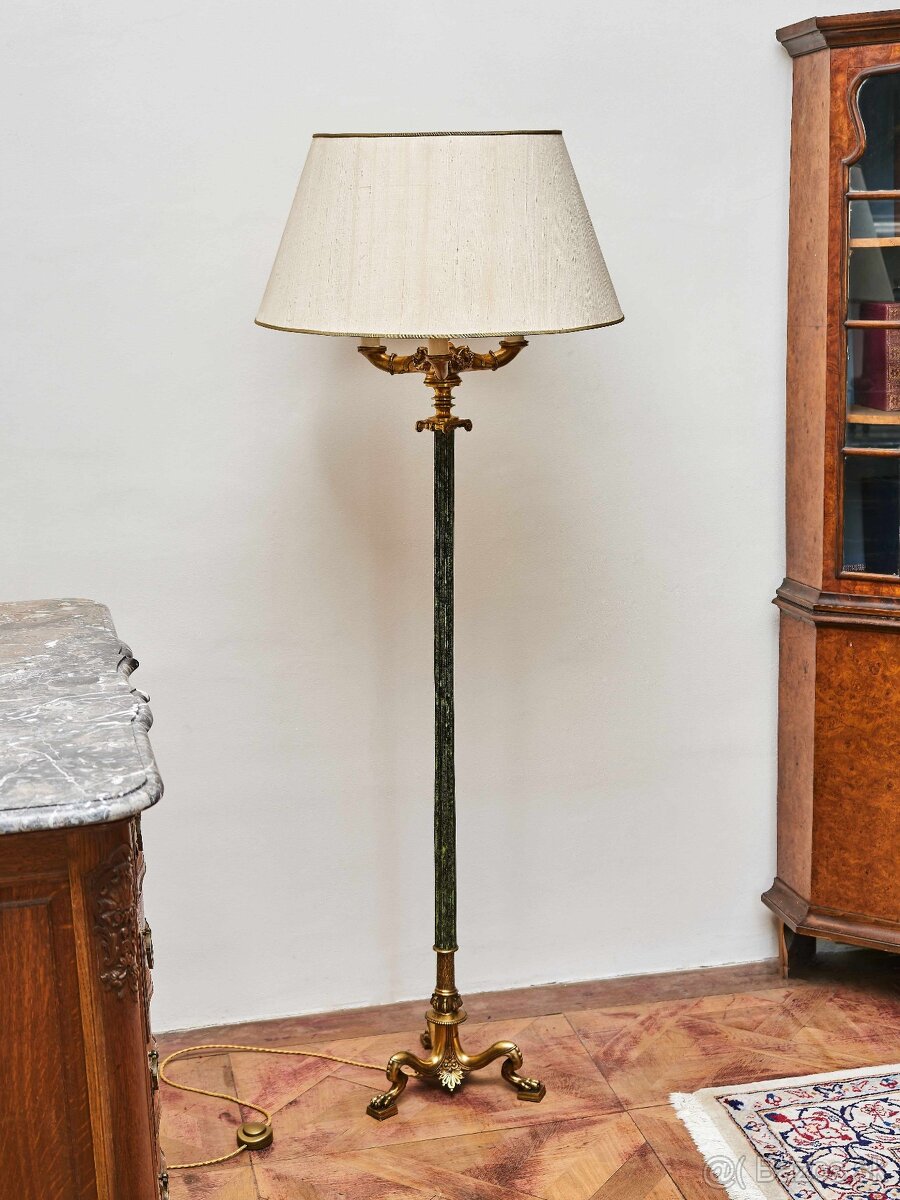 Neoempírová bronzová stojacia lampa z konca 19. storočia - m