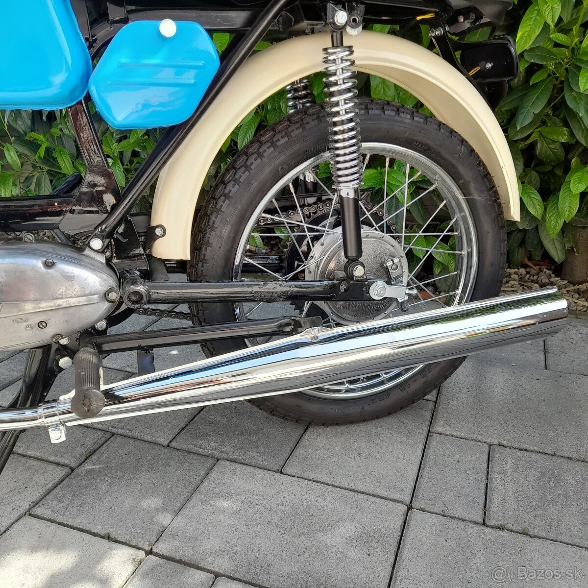 Koleso JAWA Pionier, Mustang Chromované