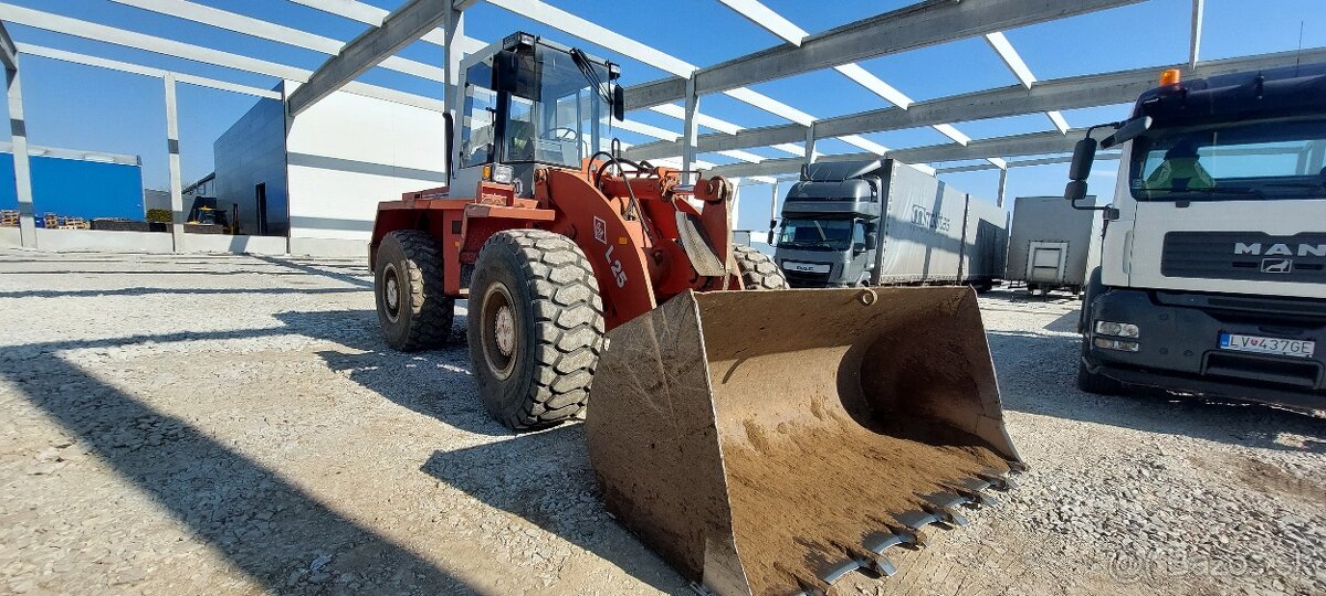 čelný nakladač O&K L25, r.v. 95, joistick