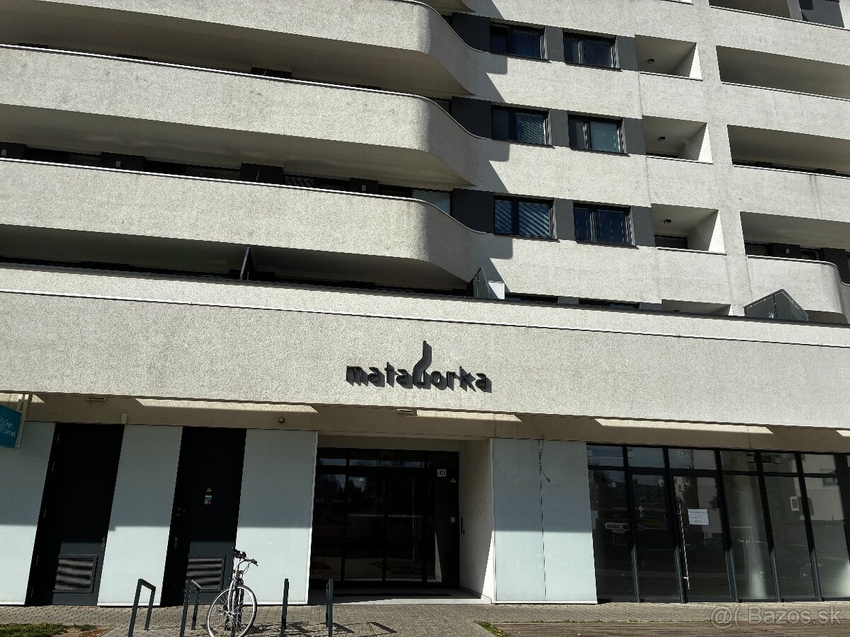 Prenajmem garážové státie – Matadorka, BA - Petržalka.