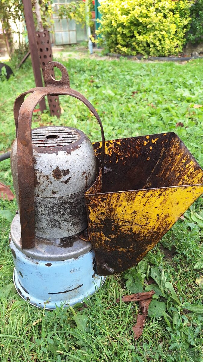 Elektrický drvič ovocia, zeleniny