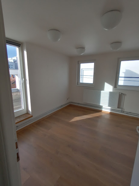 Kancelársky priestor na prenájom 12 m2