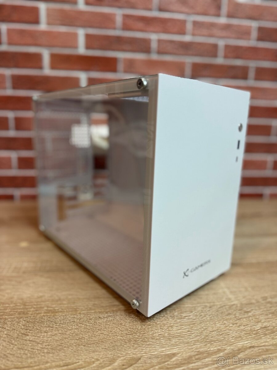 PC skrinka X-GAMER X100 (mATX / ITX)